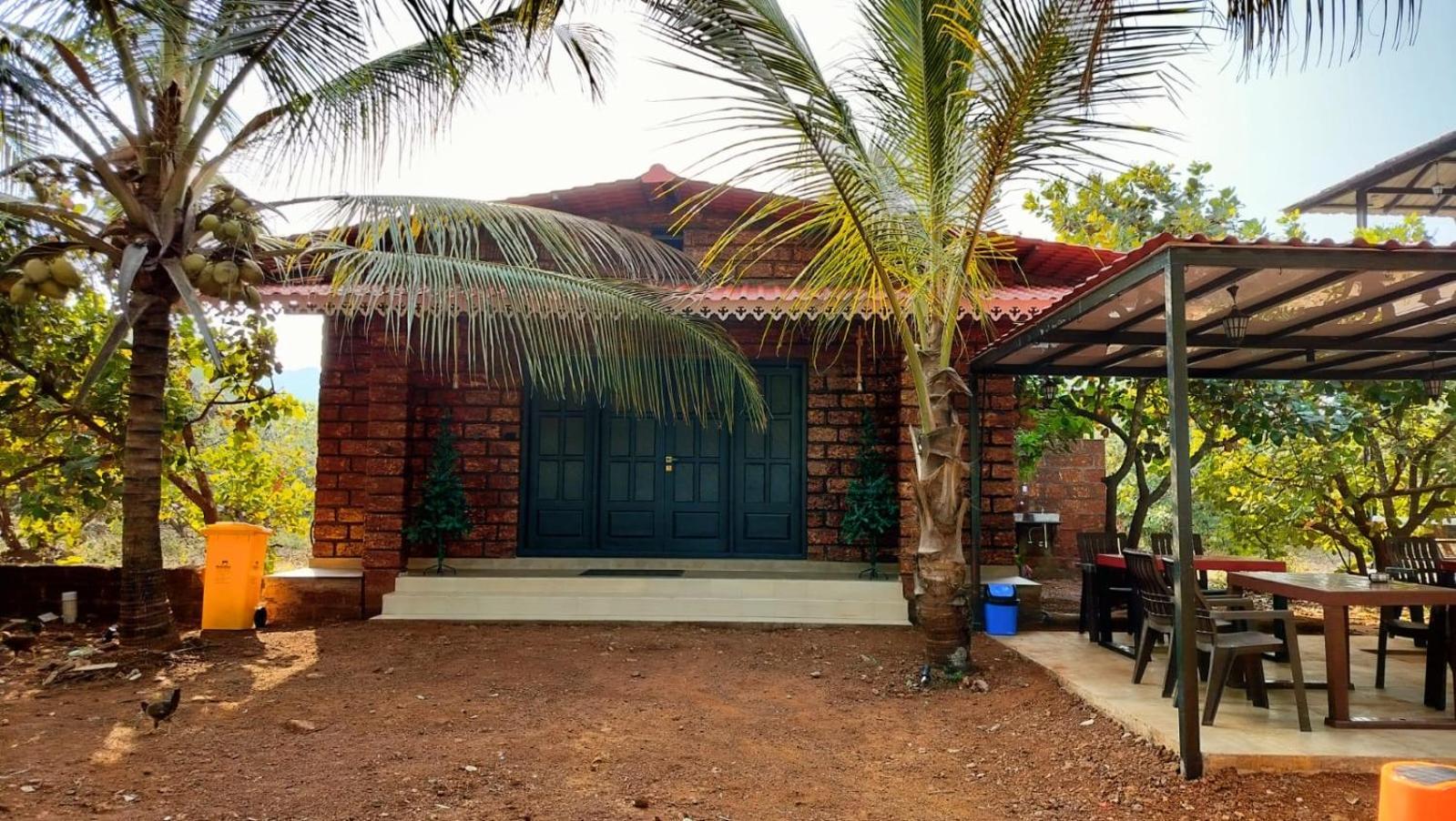 Saka Kadams Home Stay Guhagar Ngoại thất bức ảnh