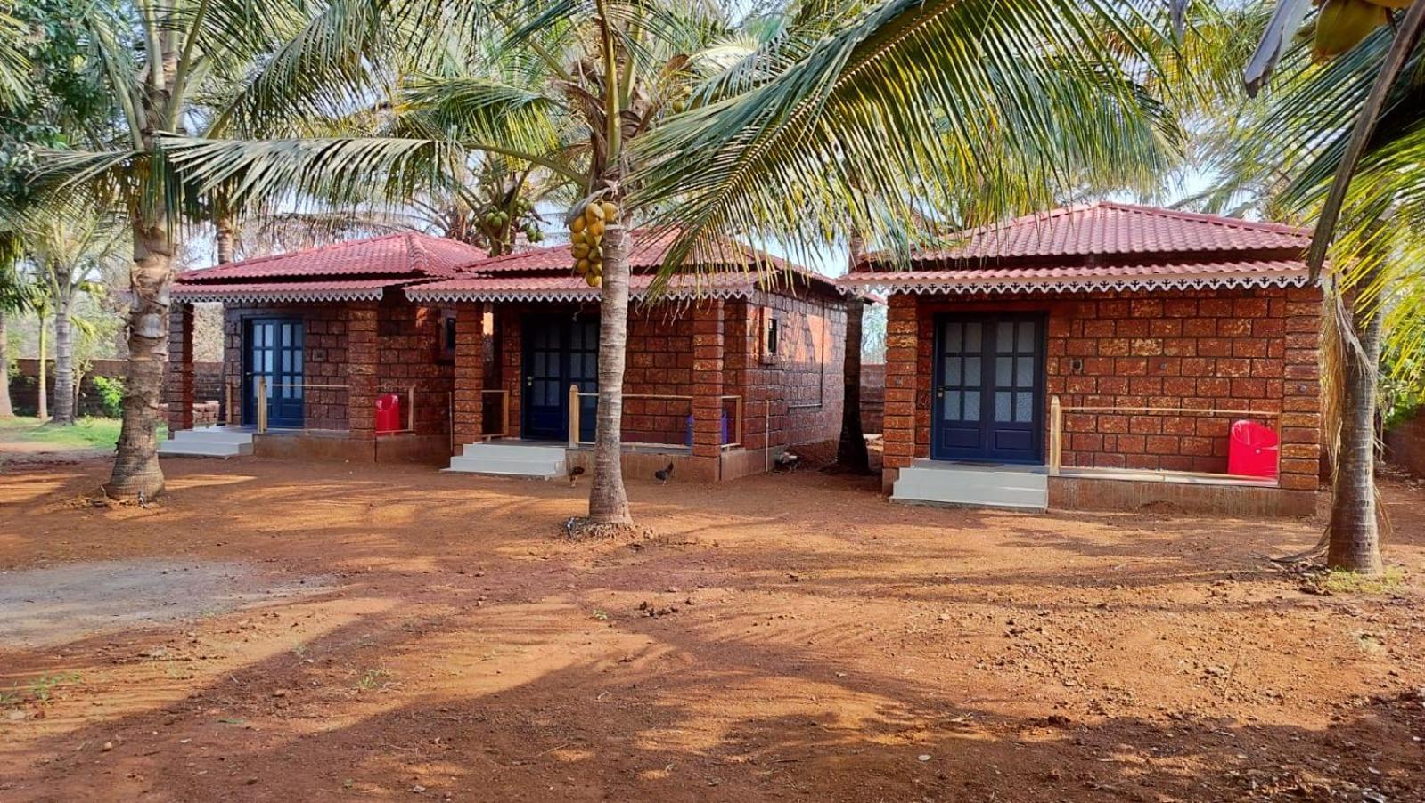 Saka Kadams Home Stay Guhagar Ngoại thất bức ảnh