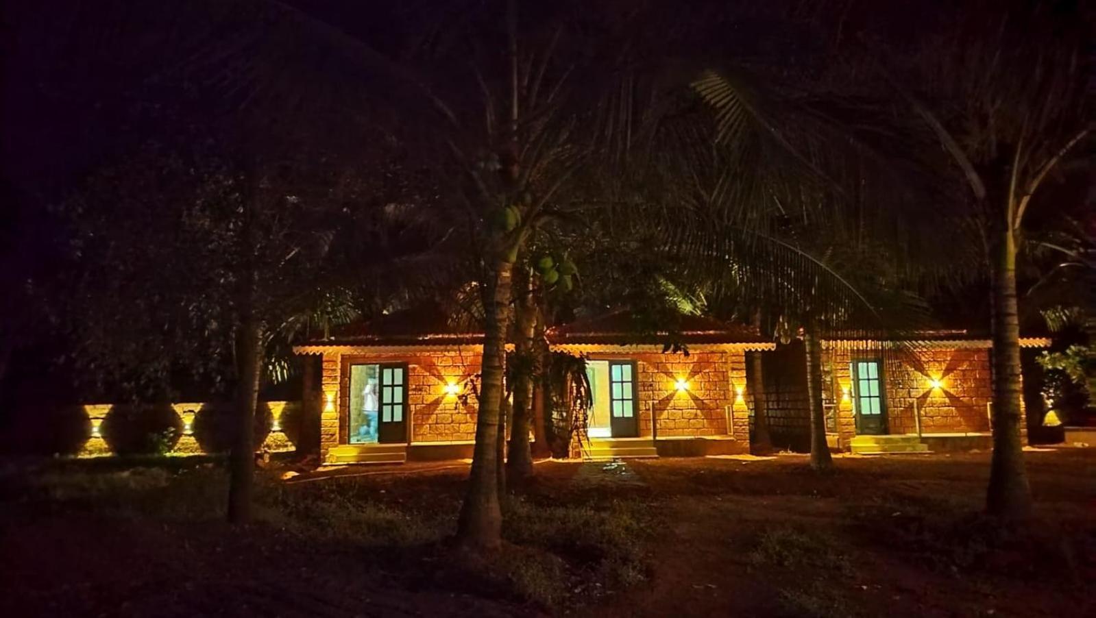 Saka Kadams Home Stay Guhagar Ngoại thất bức ảnh