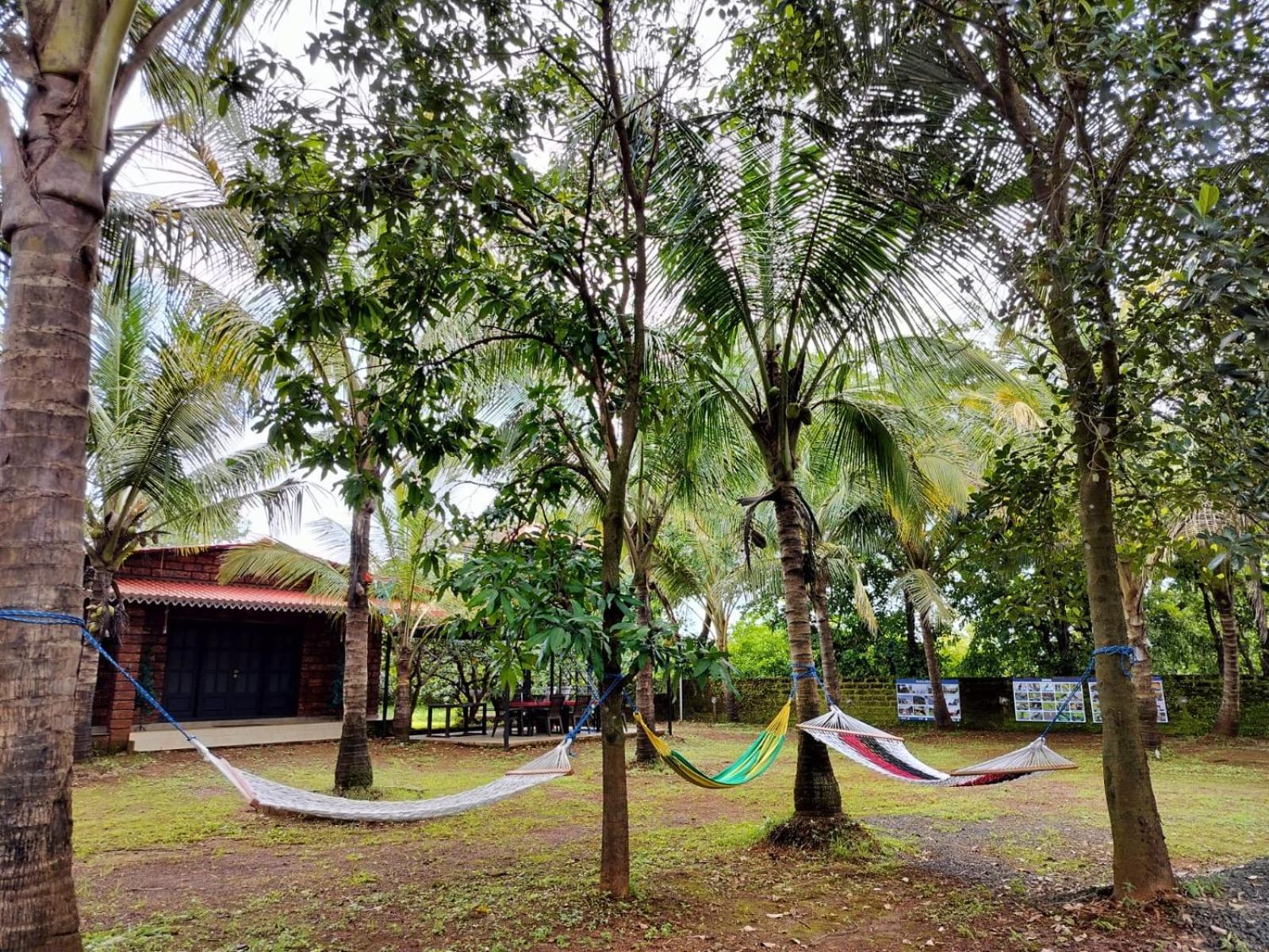 Saka Kadams Home Stay Guhagar Ngoại thất bức ảnh